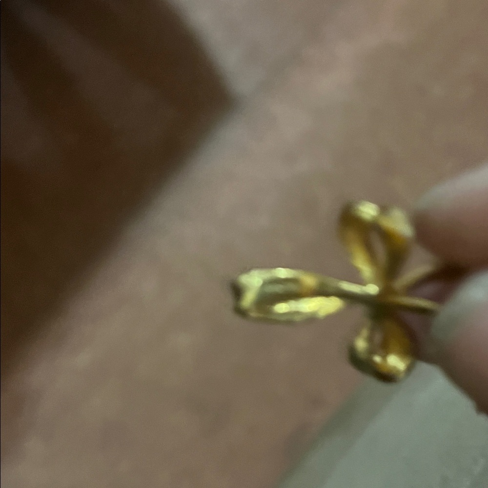Vintage Avon Gold tone Cross Charm. Like New. - Picture 3 of 3